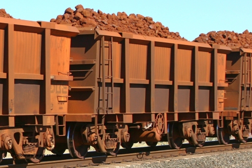 0958 060716 7192
Robe River ore waggon 958, built by Centurion Industries WA, fixed coupler end handbrake side loaded view at the 71 km on the Deepdale line, Western Creek, July 16, 2006.
Keywords: 958;Centurion-Industries-WA;Robe-ore-waggon;