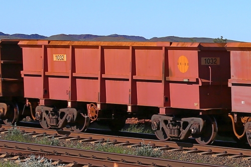 1032 160727 0949
Robe River ore waggon 1032, built by Bradken Rail Qld in September 2008, rotary coupler end handbrake side empty partial view at Harding Siding on the Cape Lambert line, July 27, 2016.
Keywords: 1032;Bradken-Rail-Qld;Robe-ore-waggon;