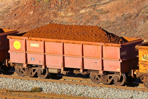 1114 180616 1640
Robe River ore waggon 1114, built by Bradken Rail Qld in April 2012, fixed coupler non-handbrake side loaded view at the 38.5 km, Harding on the Cape Lambert line, June 16, 2018.
Keywords: 1114;Bradken-Rail-Qld;Robe-ore-waggon;