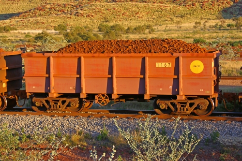 1167 170513 8641
Robe River ore waggon 1167, built by Bradken Rail Qld in April 2012, rotary coupler end handbrake side empty view, Cape Lambert yard, May 13, 2017.
Keywords: 1167;Bradken-Rail-Qld;Robe-ore-waggon;
