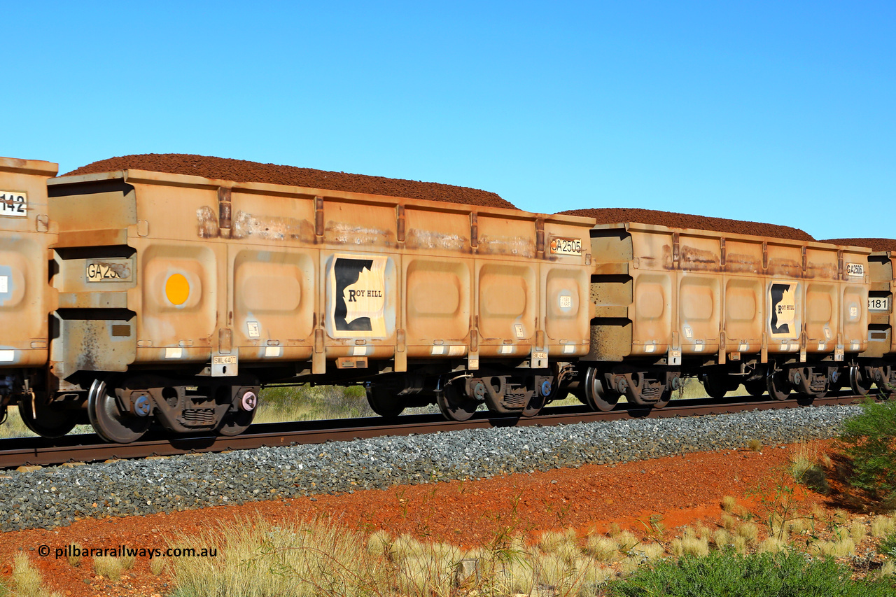 250501 0313
At the 88.448 km, just south of HPPL crossing loop on the Roy Hill line, loaded Roy Hill waggon pair GA 2505 - GA 2506, built in China by CSR Yangtze as an CCK138 model ore waggon. May 1, 2025.
Keywords: GA-type;GA2505-GA2506;CSR-Yangtze;CCK138;