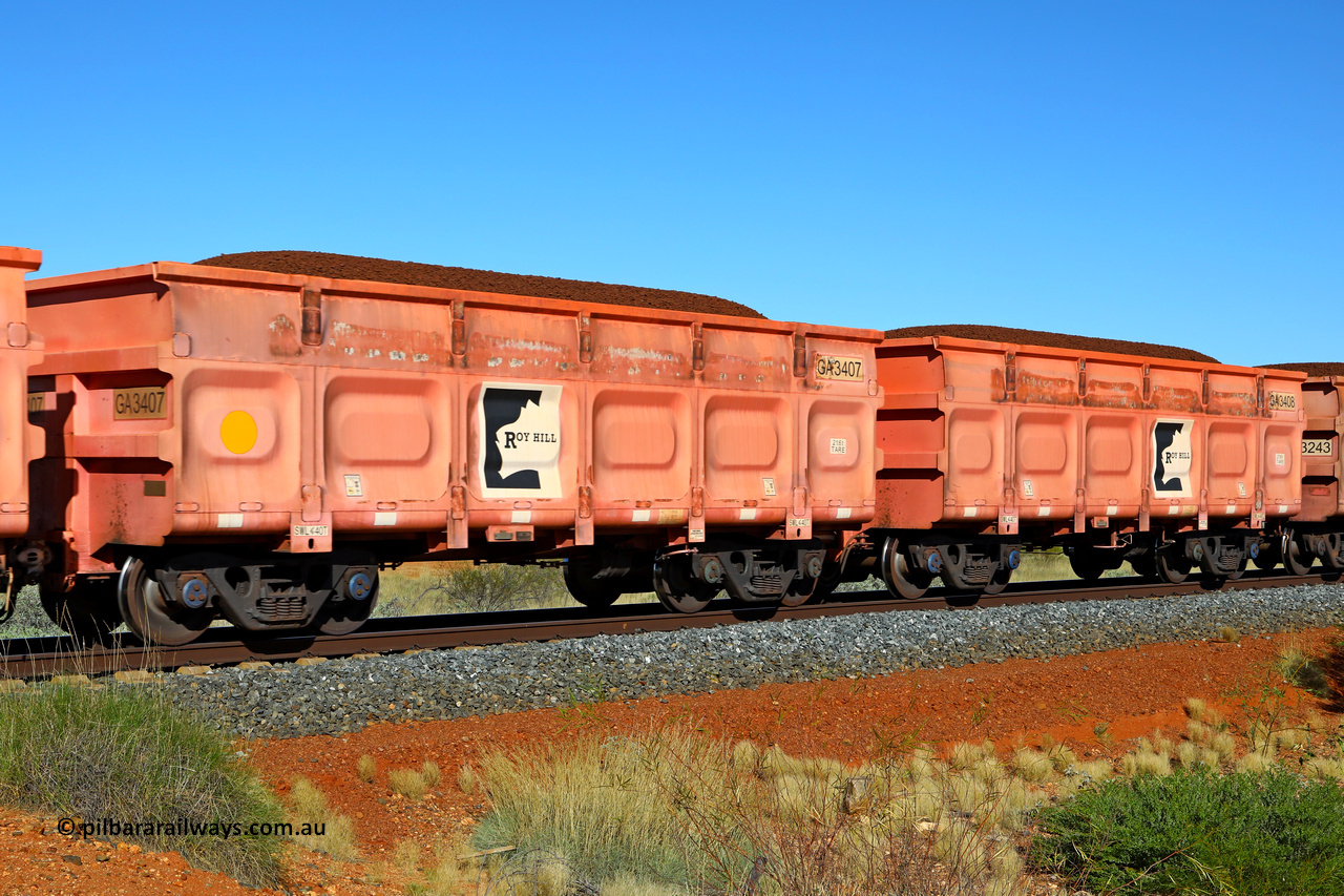 250501 0345
At the 88.448 km, just south of HPPL crossing loop on the Roy Hill line, loaded Roy Hill waggon pair GA 3407 - GA 3408, built in China by CSR Yangtze as an CCK138 model ore waggon in Breast Cancer Awareness pink livery. May 1, 2025.
Keywords: GA-type;GA3407-GA3408;CSR-Yangtze;CCK138;