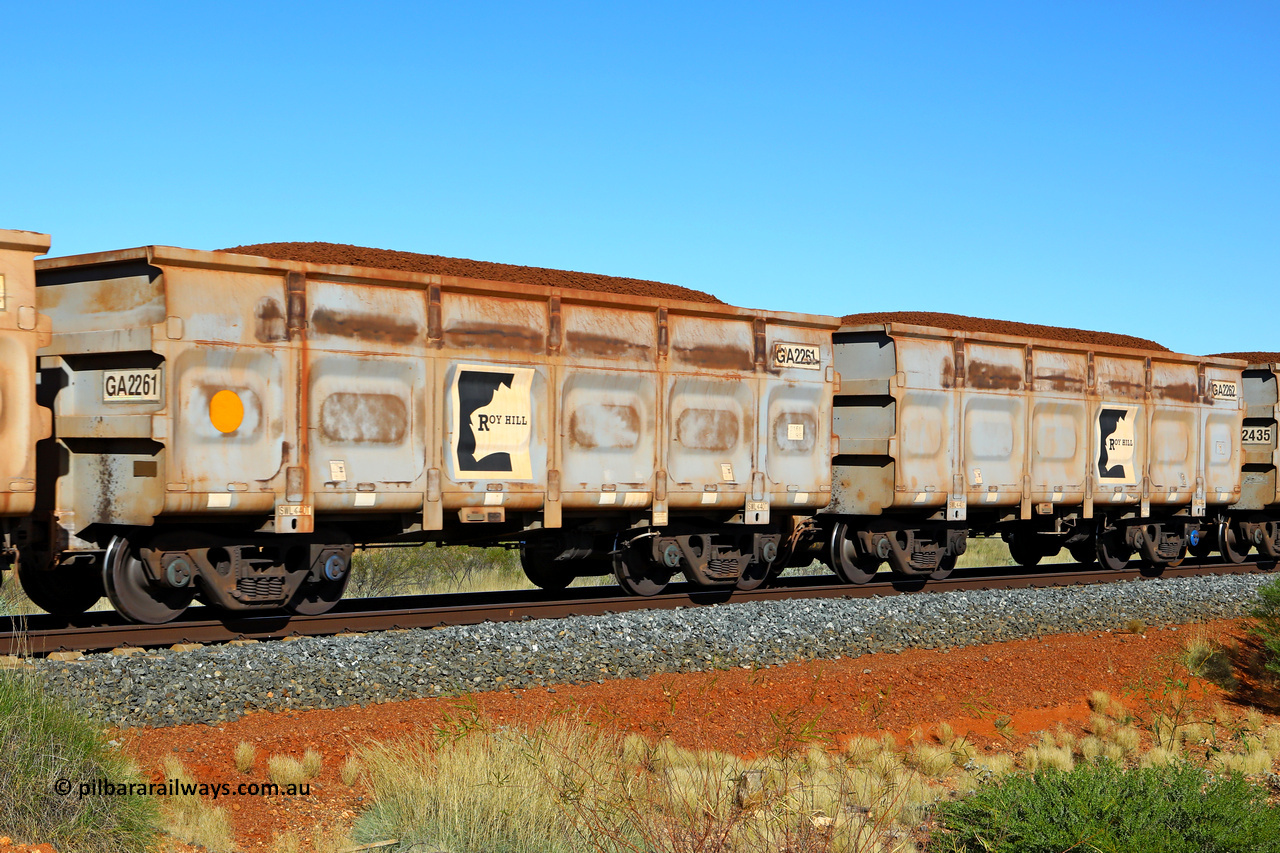 250501 0380
At the 88.448 km, just south of HPPL crossing loop on the Roy Hill line, loaded Roy Hill waggon pair GA 2261 - GA 2262, built in China by CSR Yangtze as an CCK138 model ore waggon. May 1, 2025.
Keywords: GA-type;GA2261-GA2262;CSR-Yangtze;CCK138;