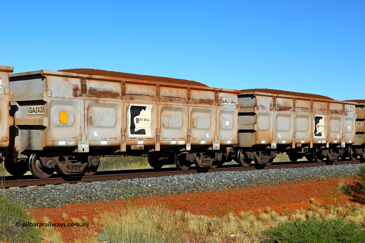 250501 0381
At the 88.448 km, just south of HPPL crossing loop on the Roy Hill line, loaded Roy Hill waggon pair GA 2435 - GA 2436, built in China by CSR Yangtze as an CCK138 model ore waggon. May 1, 2025.
Keywords: GA-type;GA2435-GA2436;CSR-Yangtze;CCK138;