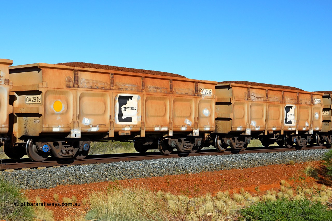 250501 0383
At the 88.448 km, just south of HPPL crossing loop on the Roy Hill line, loaded Roy Hill waggon pair GA 2919 - GA 2920, built in China by CSR Yangtze as an CCK138 model ore waggon. May 1, 2025.
Keywords: GA-type;GA2919-GA2920;CSR-Yangtze;CCK138;