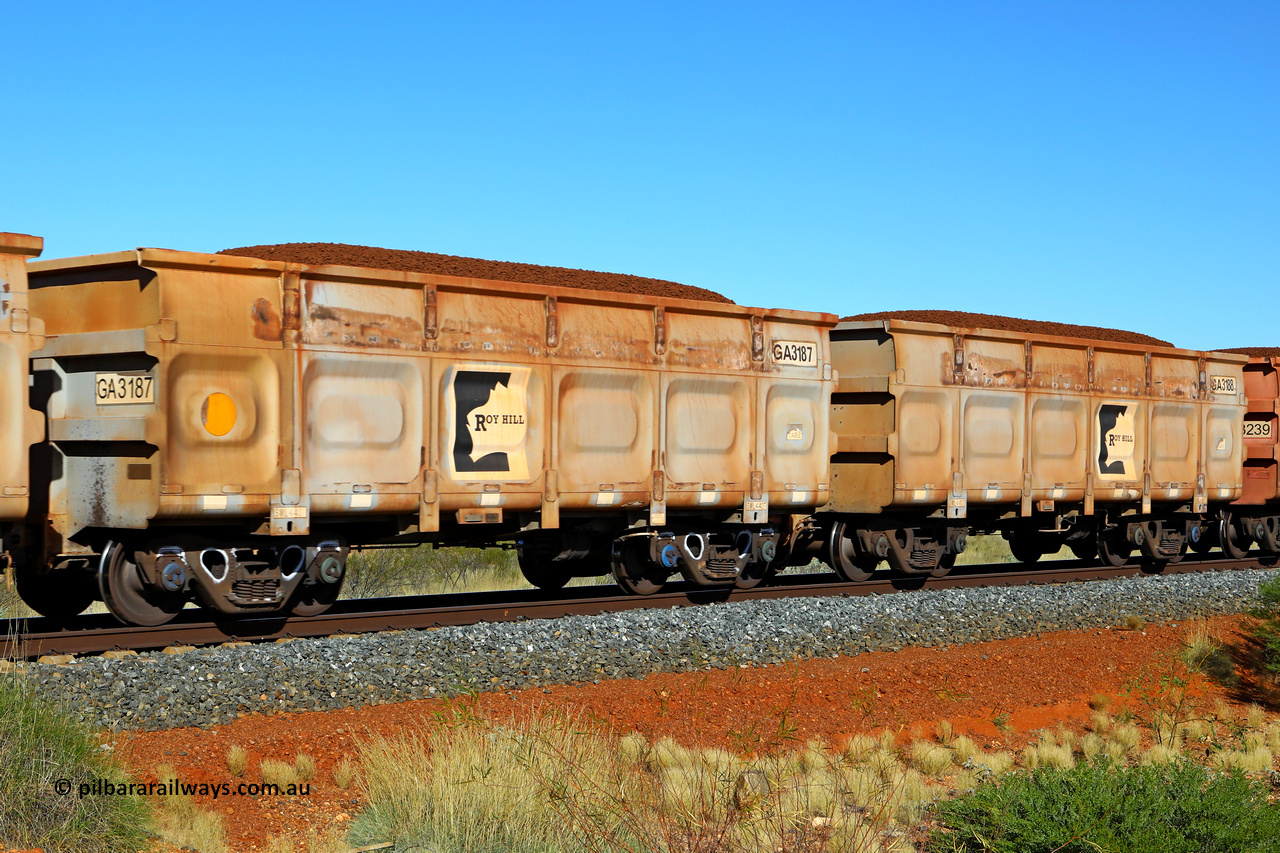 250501 0385
At the 88.448 km, just south of HPPL crossing loop on the Roy Hill line, loaded Roy Hill waggon pair GA 3187 - GA 3188, built in China by CSR Yangtze as an CCK138 model ore waggon. May 1, 2025.
Keywords: GA-type;GA3187-GA3188;CSR-Yangtze;CCK138;