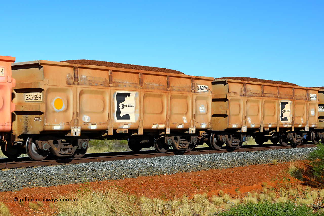 250501 0388
At the 88.448 km, just south of HPPL crossing loop on the Roy Hill line, loaded Roy Hill waggon pair GA 2699 - GA 2700, built in China by CSR Yangtze as an CCK138 model ore waggon. May 1, 2025.
Keywords: GA-type;GA2699-GA2700;CSR-Yangtze;CCK138;