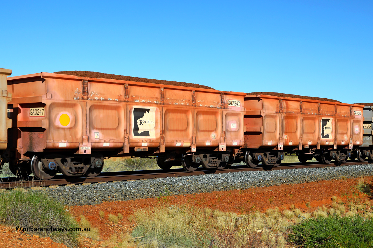 250501 0395
At the 88.448 km, just south of HPPL crossing loop on the Roy Hill line, loaded Roy Hill waggon pair GA 3247 - GA 3248, built in China by CRRC Yangtze as an CCK138 model ore waggon in Breast Cancer Awareness pink livery. May 1, 2025.
Keywords: GA-type;GA3247-GA3248;CRRC-Yangtze;CCK138;