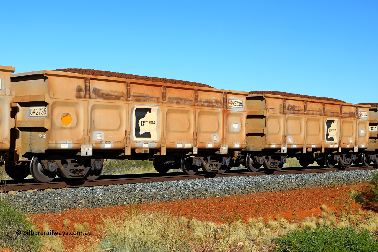 250501 0400
At the 88.448 km, just south of HPPL crossing loop on the Roy Hill line, loaded Roy Hill waggon pair GA 2735 - GA 2736, built in China by CSR Yangtze as an CCK138 model ore waggon. May 1, 2025.
Keywords: GA-type;GA2735-GA2736;CSR-Yangtze;CCK138;