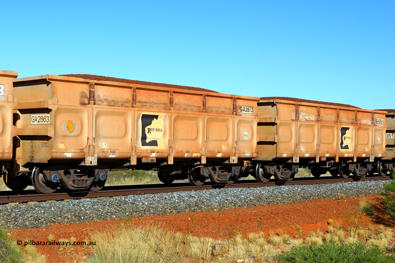 250501 0402
At the 88.448 km, just south of HPPL crossing loop on the Roy Hill line, loaded Roy Hill waggon pair GA 2863 - GA 2864, built in China by CSR Yangtze as an CCK138 model ore waggon. May 1, 2025.
Keywords: GA-type;GA2863-GA2864;CSR-Yangtze;CCK138;