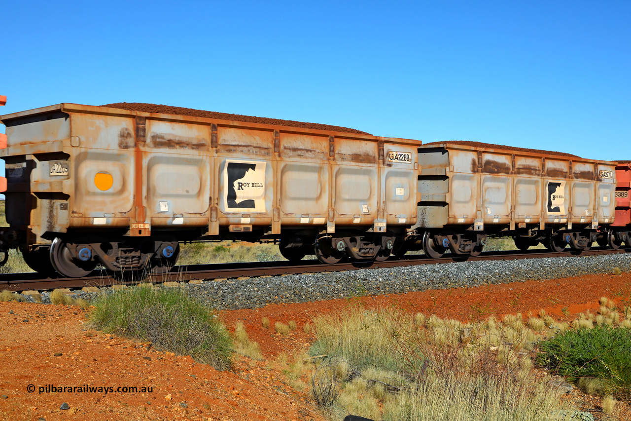 250501 0406
At the 88.448 km, just south of HPPL crossing loop on the Roy Hill line, loaded Roy Hill waggon pair GA 2269 - GA 2270, built in China by CSR Yangtze as an CCK138 model ore waggon. May 1, 2025.
Keywords: GA-type;GA2269-GA2270;CSR-Yangtze;CCK138;