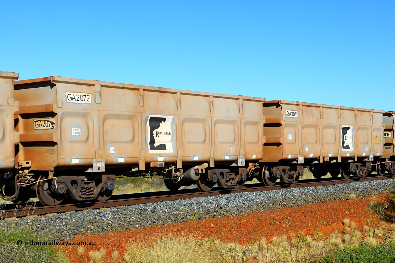 250501 0452
At the 88.448 km, just south of HPPL crossing loop on the Roy Hill line, empty Roy Hill waggon pair GA 2071 - GA 2072, built in China by CSR Yangtze as an CCK138 model ore waggon. May 1, 2025.
Keywords: GA-type;GA2071-GA2072;CSR-Yangtze;CCK138;