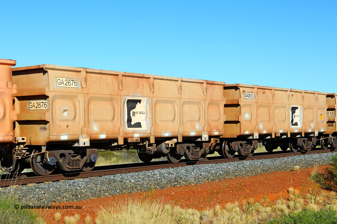250501 0455
At the 88.448 km, just south of HPPL crossing loop on the Roy Hill line, empty Roy Hill waggon pair GA 2675 - GA 2676, built in China by CSR Yangtze as an CCK138 model ore waggon. May 1, 2025.
Keywords: GA-type;GA2675-GA2676;CSR-Yangtze;CCK138;