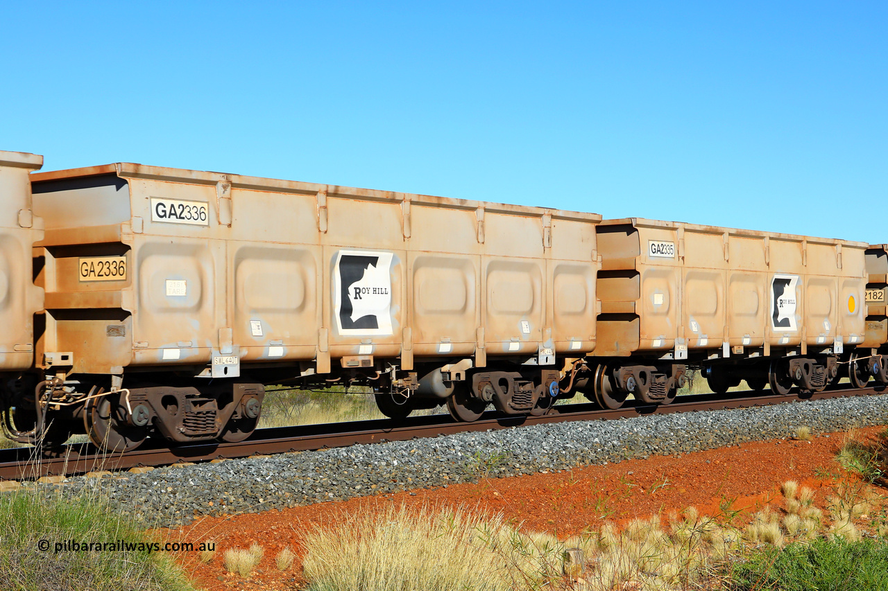 250501 0502
At the 88.448 km, just south of HPPL crossing loop on the Roy Hill line, empty Roy Hill waggon pair GA 2335 - GA 2336, built in China by CSR Yangtze as an CCK138 model ore waggon. May 1, 2025.
Keywords: GA-type;GA2335-GA2336;CSR-Yangtze;CCK138;