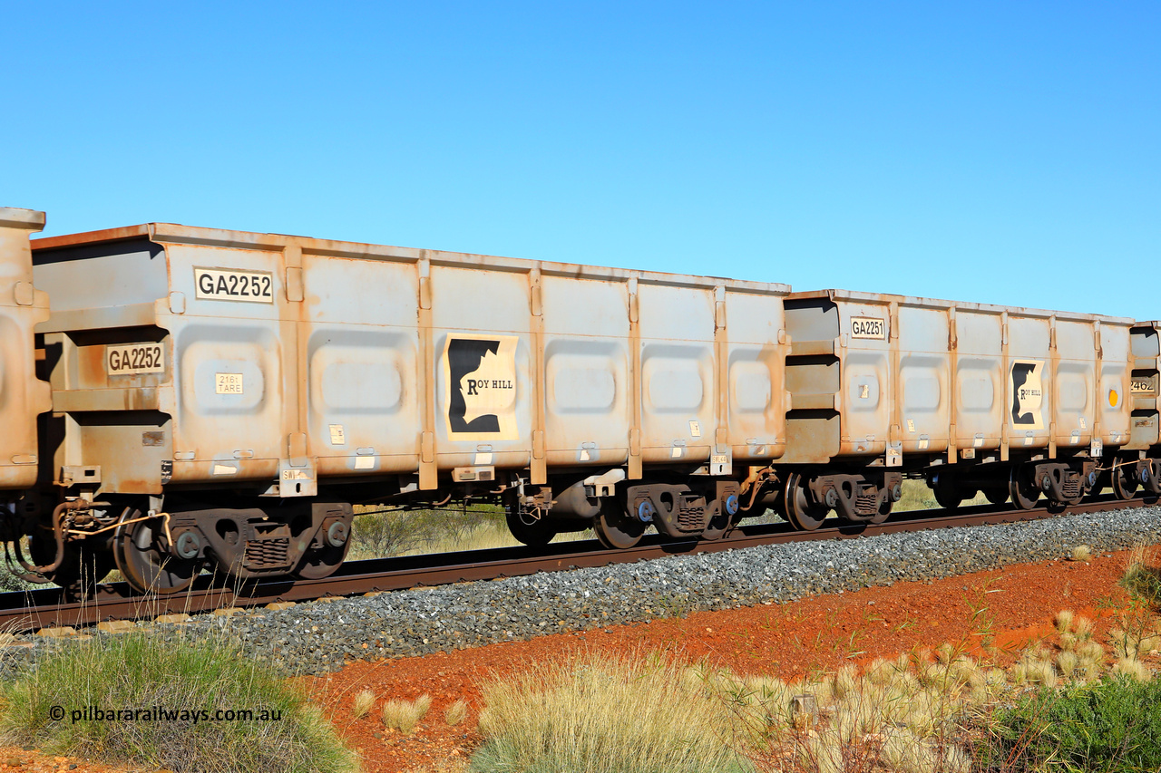 250501 0510
At the 88.448 km, just south of HPPL crossing loop on the Roy Hill line, empty Roy Hill waggon pair GA 2251 - GA 2252, built in China by CSR Yangtze as an CCK138 model ore waggon. May 1, 2025.
Keywords: GA-type;GA2251-GA2252;CSR-Yangtze;CCK138;