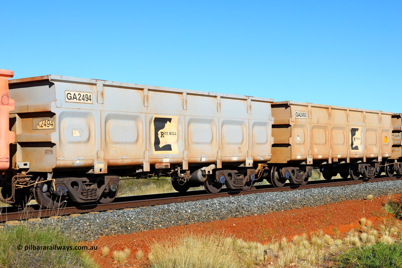 250501 0544
At the 88.448 km, just south of HPPL crossing loop on the Roy Hill line, empty Roy Hill waggon pair GA 2493 - GA 2494, built in China by CSR Yangtze as an CCK138 model ore waggon. May 1, 2025.
Keywords: GA-type;GA2493-GA2494;CSR-Yangtze;CCK138