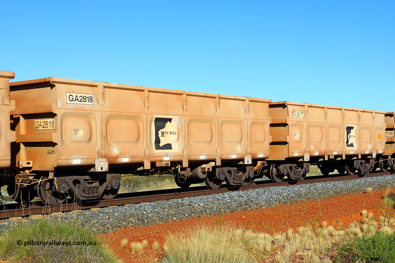 250501 0553
At the 88.448 km, just south of HPPL crossing loop on the Roy Hill line, empty Roy Hill waggon pair GA 2817 - GA 2818, built in China by CSR Yangtze as an CCK138 model ore waggon. May 1, 2025.
Keywords: GA-type;GA2817-GA2818;CSR-Yangtze;CCK138