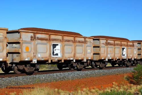250501 0308
At the 88.448 km, just south of HPPL crossing loop on the Roy Hill line, loaded Roy Hill waggon pair GA 2249 - GA 2250, built in China by CSR Yangtze as an CCK138 model ore waggon. May 1, 2025.
Keywords: GA-type;GA2249-GA2250;CSR-Yangtze;CCK138;
