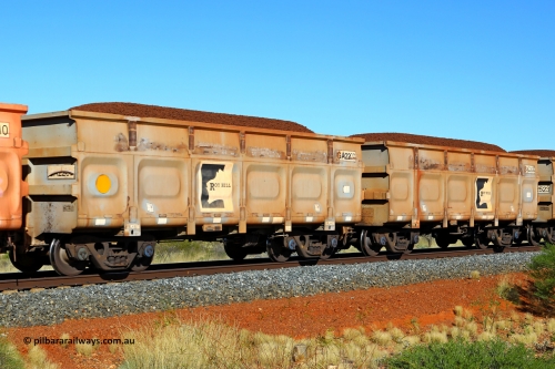 250501 0329
At the 88.448 km, just south of HPPL crossing loop on the Roy Hill line, loaded Roy Hill waggon pair GA 2207 - GA 2208, built in China by CSR Yangtze as an CCK138 model ore waggon. May 1, 2025.
Keywords: GA-type;GA2207-GA2208;CSR-Yangtze;CCK138;
