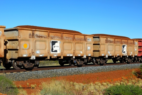 250501 0368
At the 88.448 km, just south of HPPL crossing loop on the Roy Hill line, loaded Roy Hill waggon pair GA 2341 - GA 2342, built in China by CSR Yangtze as an CCK138 model ore waggon. May 1, 2025.
Keywords: GA-type;GA2341-GA2342;CSR-Yangtze;CCK138;