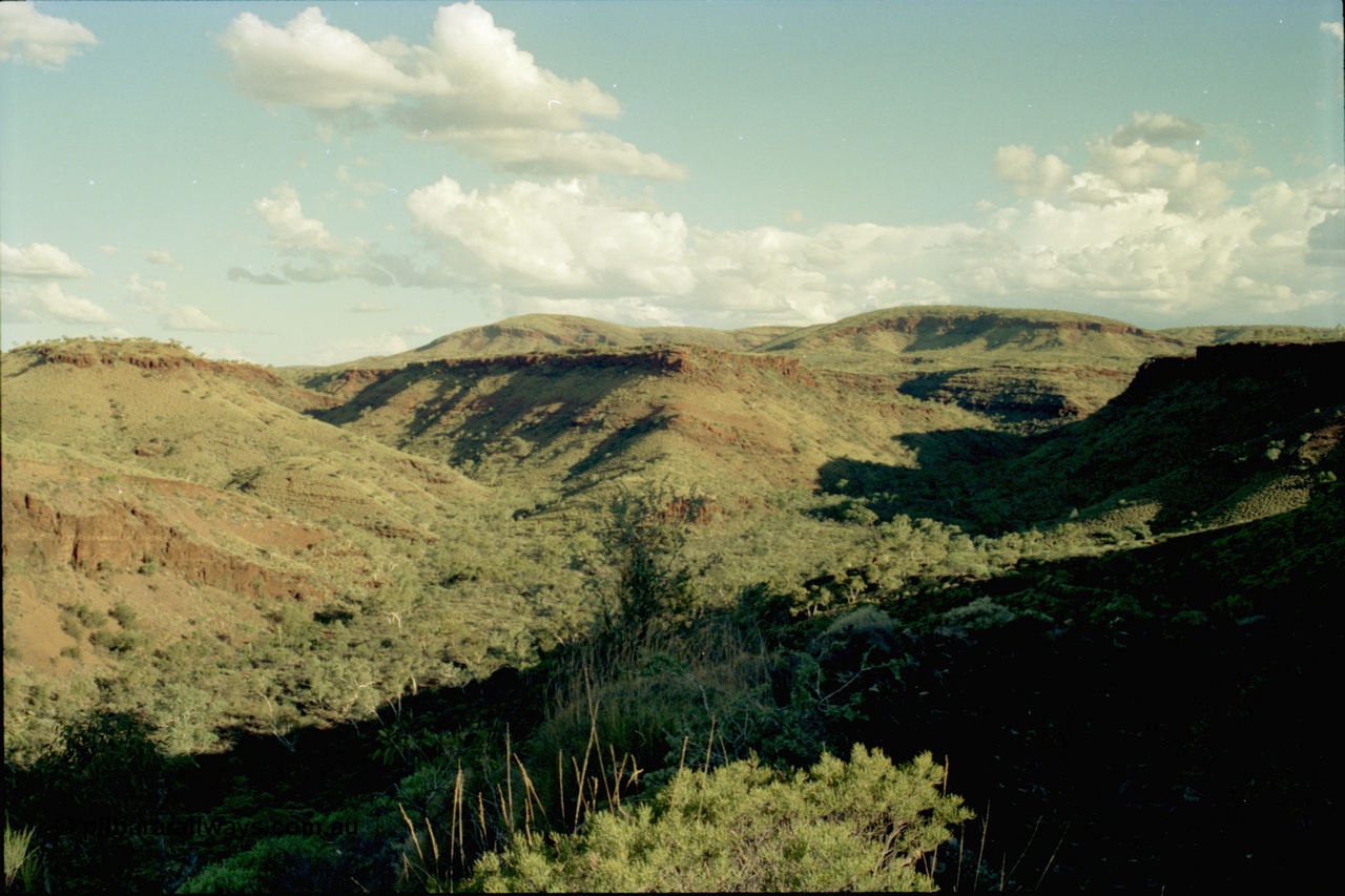 195-07
Wittenoom, Bee Gorge, view from top of cat walk looking south towards Karijini National Park.
