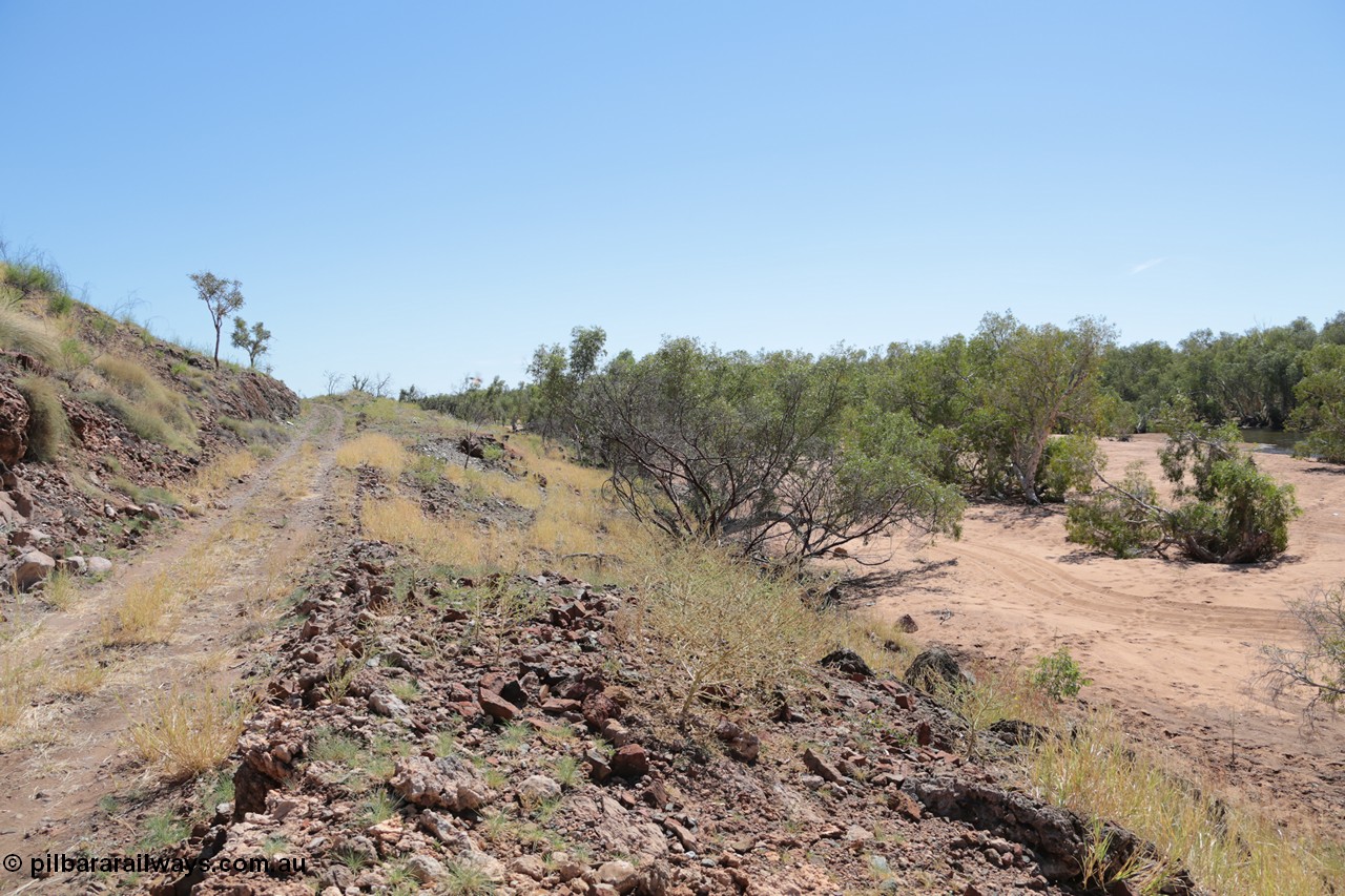 140517-4324
Eginbah Siding area, of the Marble Bar railway, former locomotive watering stop alongside the Talga River (closed in 1951), view of alignment looking north from the Marble Bar end. [url=https://goo.gl/maps/L8jdqJ1Vp1F2]Location here[/url].
