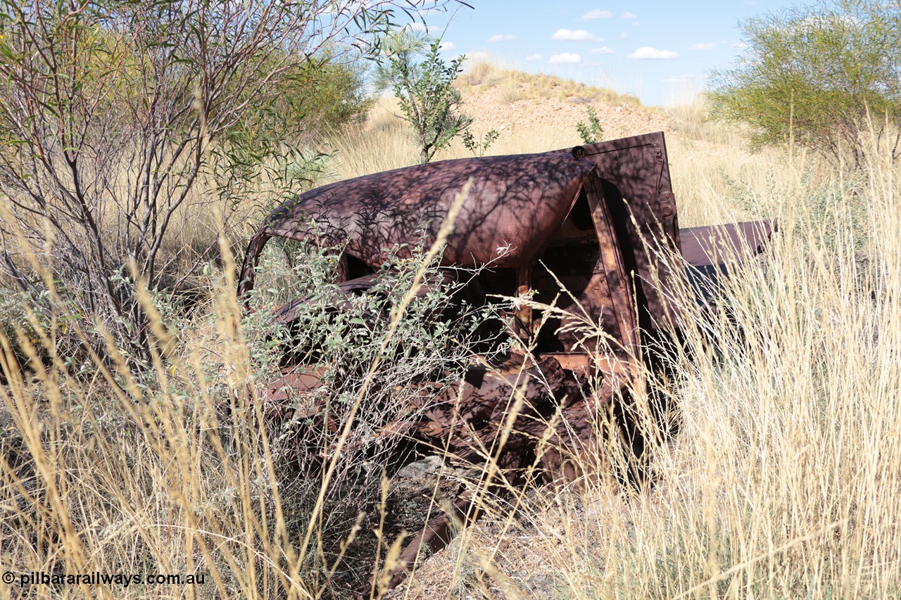 140517-4389
Marble Bar, Prospector Creek, tin mine, near Fishers Cairn the area was a Tailings Lease #10 (87H) - FISHERS CAIRN held by Moolyella Tin Pty. Ltd in the 1960s, then a machinery lease in the 1970s. Remains of a dry tin concentrate plant. [url=https://goo.gl/maps/56rBXcyAjor]Location Here[/url].
