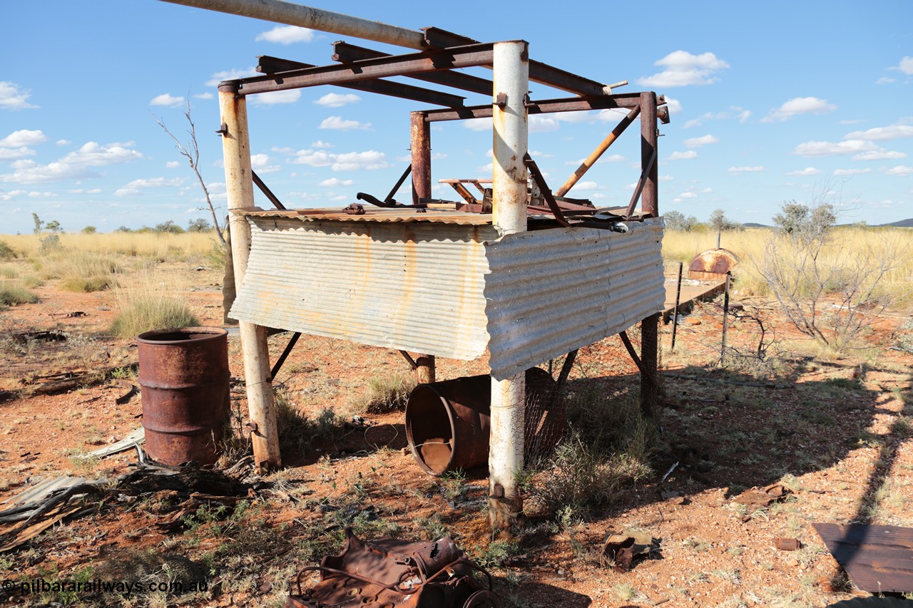 140517-4409
Marble Bar, Prospector Creek, tin mine, near Fishers Cairn the area was a Tailings Lease #10 (87H) - FISHERS CAIRN held by Moolyella Tin Pty. Ltd in the 1960s, then a machinery lease in the 1970s. Remains of a dry tin concentrate plant. [url=https://goo.gl/maps/56rBXcyAjor]Location Here[/url].
