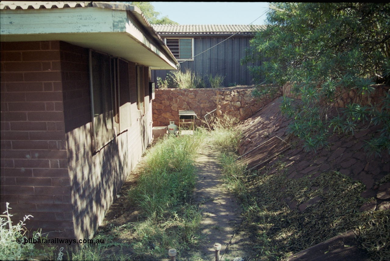 204-33
Port Hedland, 42 Kingsmill Street, this house was bought for $102,000 in 2000, and sold for $900K 10 or 11 years later.
