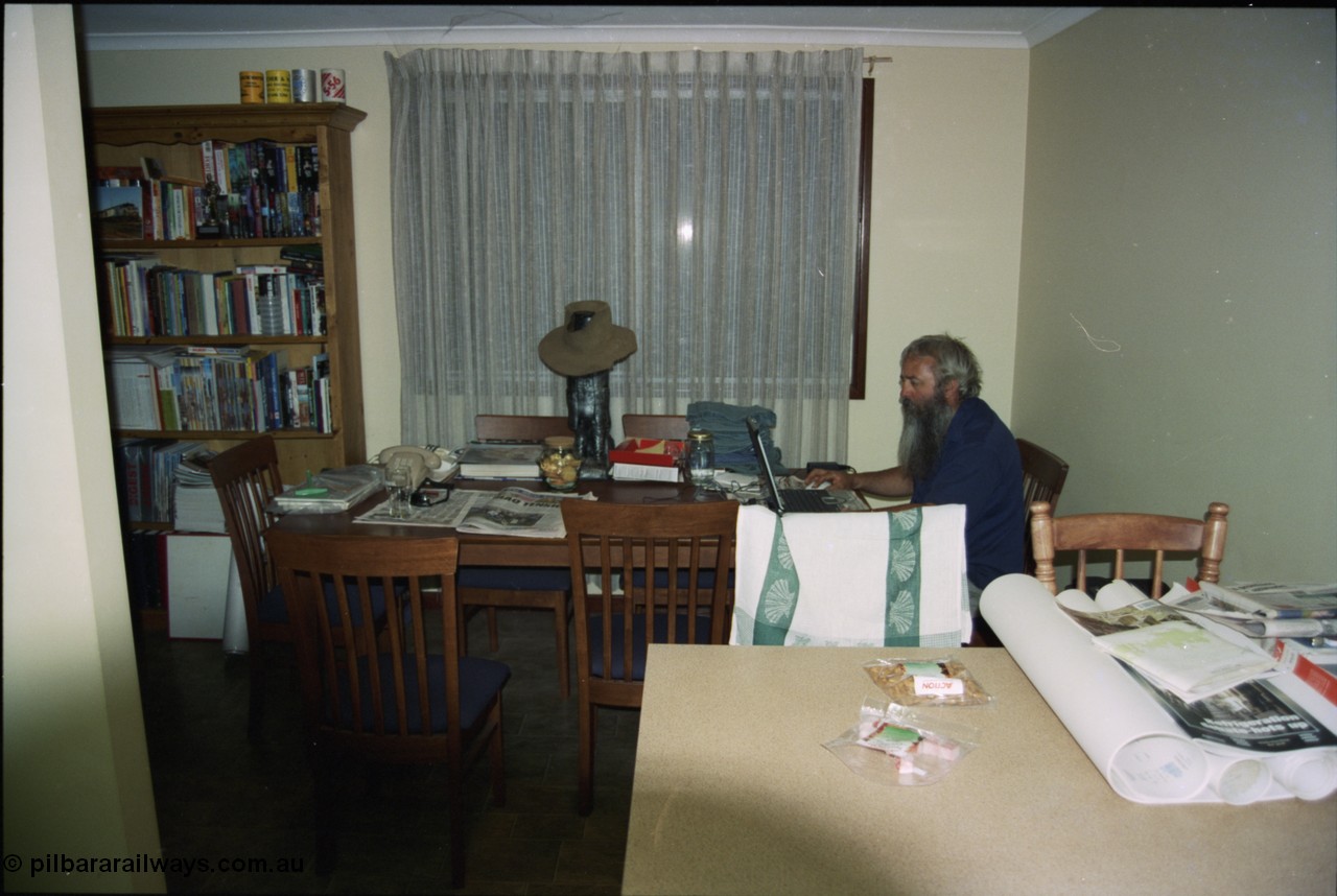 206-37
The dining area at 42 Kingsmill Street.
