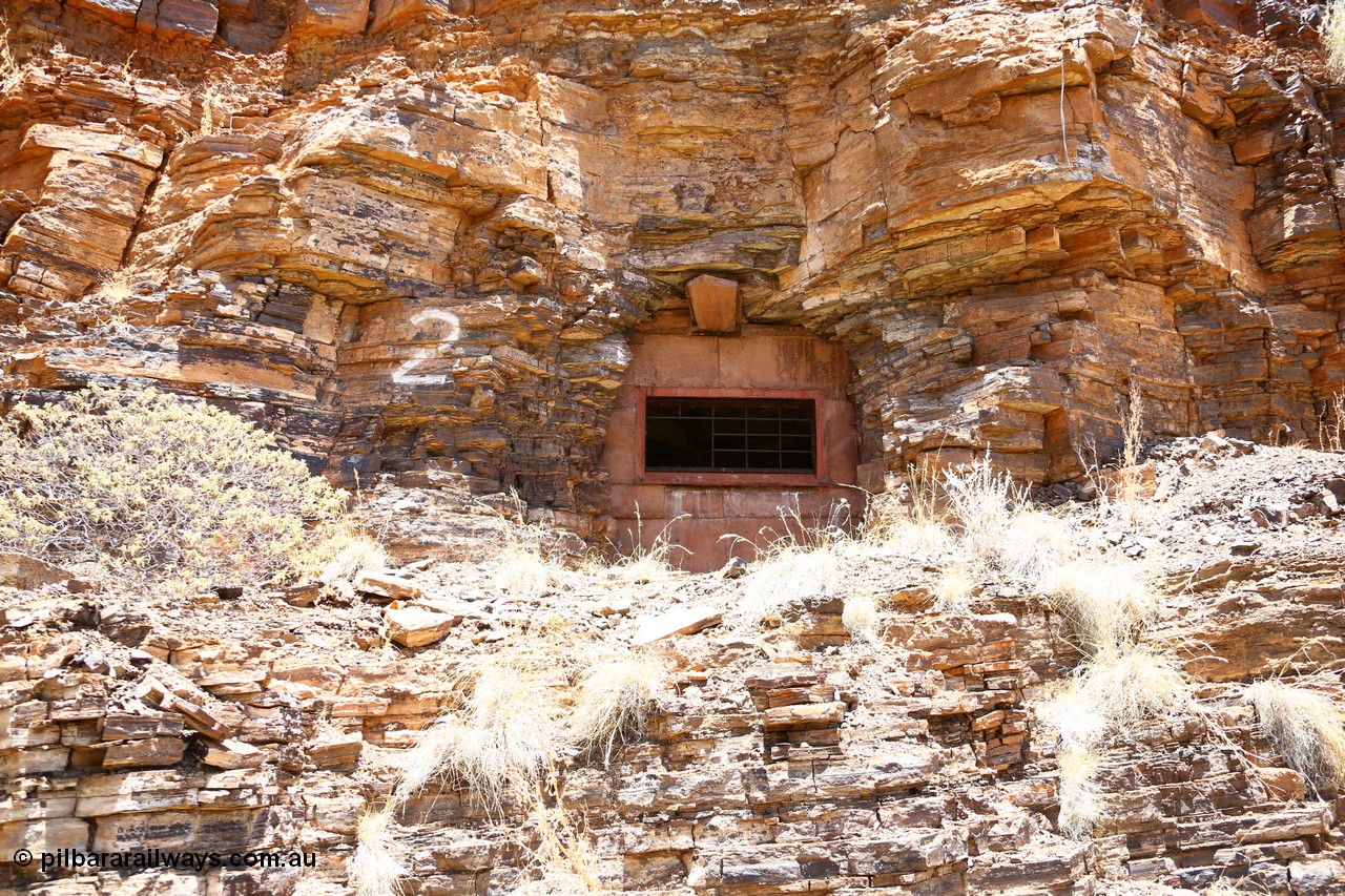 160101 9790
Wittenoom Gorge, Gorge Mine area, mine adit no. 2. Geodata: [url=https://goo.gl/maps/SER6ebm7LAB2] 22°19'28.8