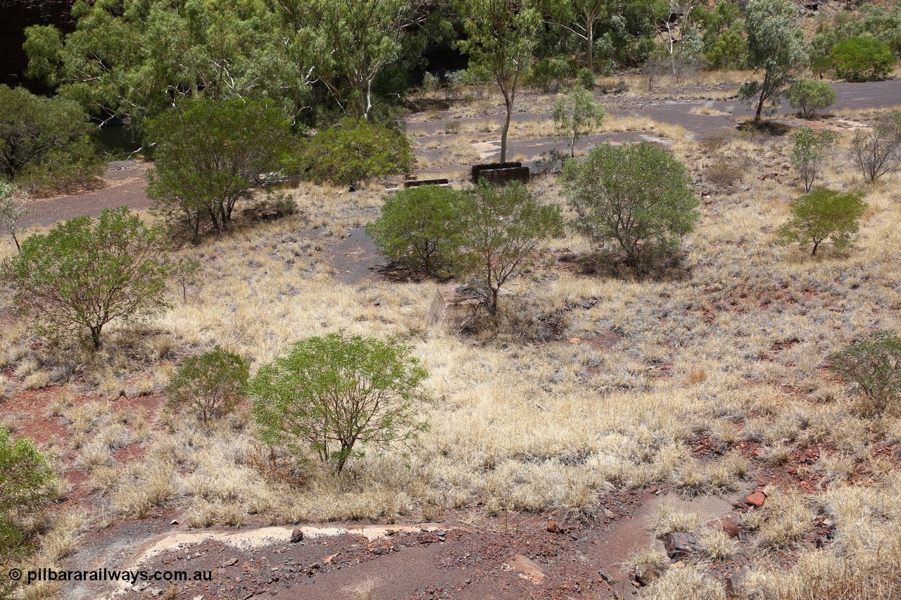 160101 9798
Wittenoom Gorge, Gorge Mine area, view of old plant footings on second level. [url=https://goo.gl/maps/22Wrt1Lgf4hLvAdZA]GeoData[/url].
