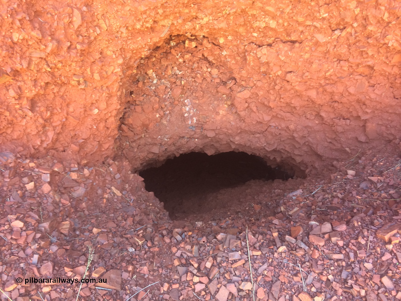 160710 iPh5S 2789
Wittenoom Gorge, old exposed mine adit of the Gorge Mine which was right up the very top of Wittenoom Gorge. [url=https://goo.gl/maps/Rzcuyxxsjj1QdKVc7]Geodata[/url].
