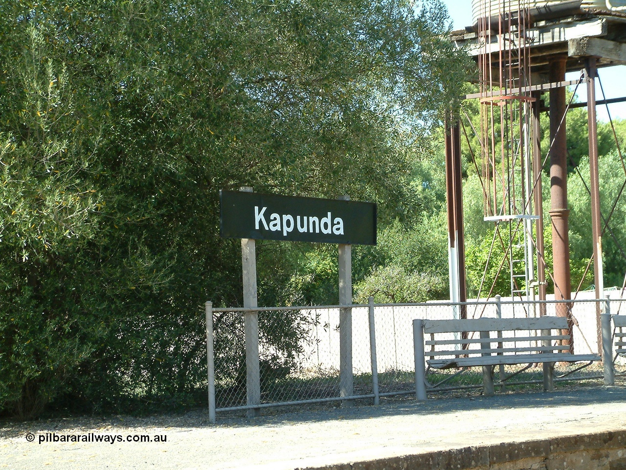 030403 111435
Kapunda station sign on platform looking south east.
