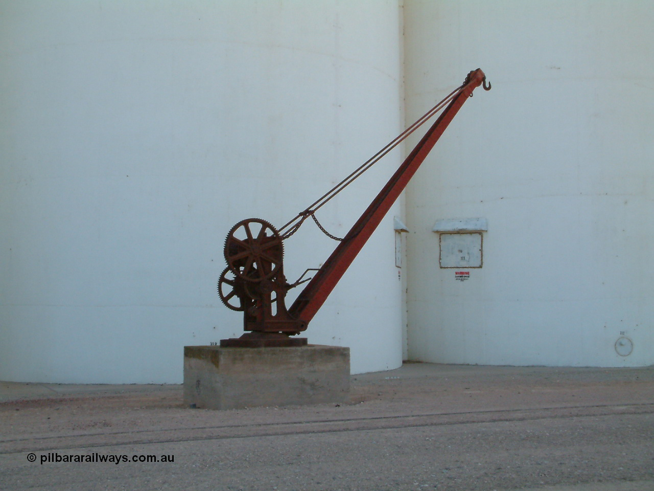 030405 150048
Warramboo, view of yard crane in front of concrete silo complex, the 5 ton crane is ex Port Lincoln, 5th April 2003.
