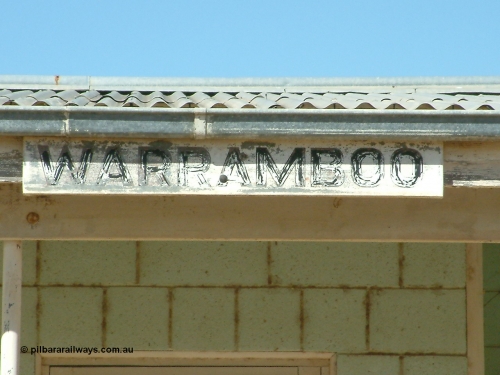 030405 145723
Warramboo, station located at the 190.2 km and originally opened in May 1913, station name board, April 5, 2003.
