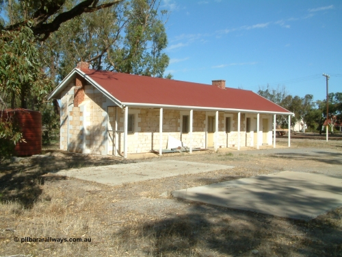 030406 095806
Cummins, remains of the now disused crew barracks. April 6, 2003.
