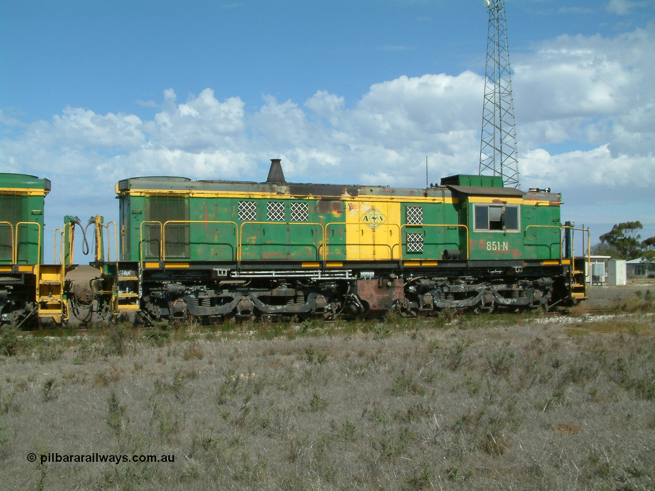 030409 140726
Wharminda, former Australian National 830 class unit 851 an AE Goodwin built ALCo DL531 model serial 84137, 851 has spent its entire operating career on the Eyre Peninsula.
Keywords: 830-class;851;AE-Goodwin;ALCo;DL531;84137;