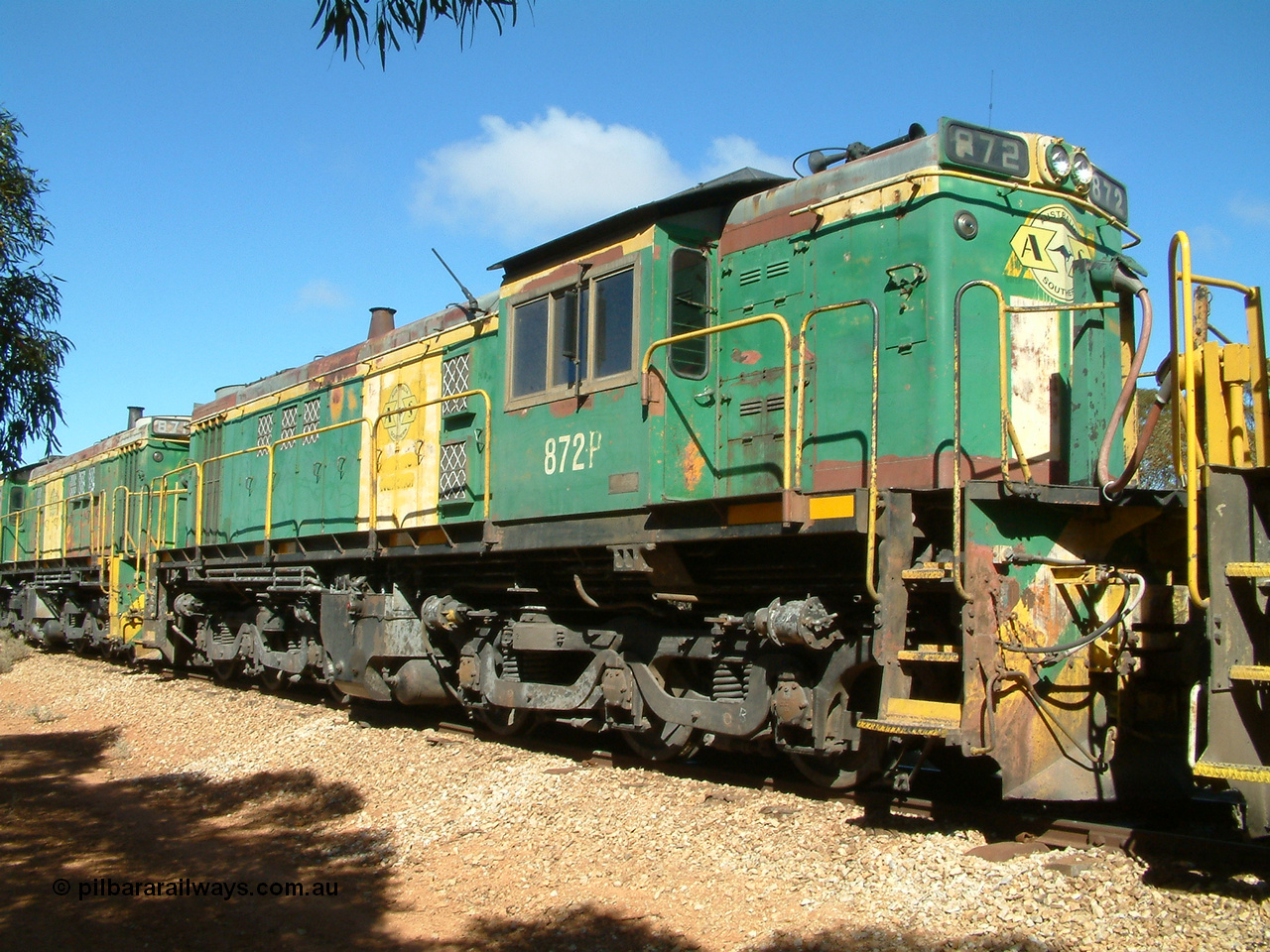 030411 101932
Kimba Grain Bunker, ALCo DL531 model built by AE Goodwin NSW as 830 class 872 serial G3422-2, issued to Eyre Peninsula from new in March 1966, 11th April 2003. [url=https://goo.gl/maps/Et8bgaqpMnn]Geodata here[/url].
Keywords: 830-class;872;G3422-2;AE-Goodwin;ALCo;DL531;