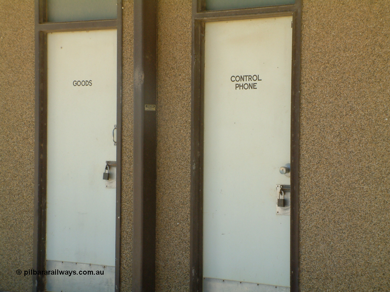 030411 110523
Kimba, concrete pre-fab station building doors.
