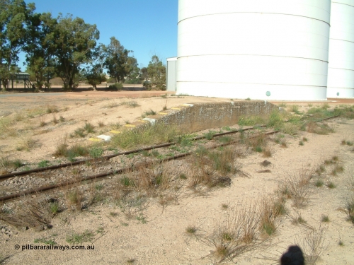 030411 160350
Cungena, loading ramp on grain loop with Ascom silo complex.
