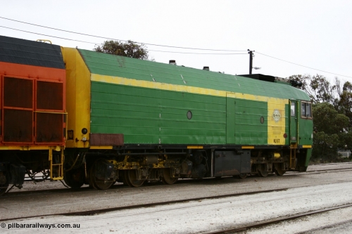 051102 6626
Thevenard, right hand side view of NJ class Clyde Engineering EMD JL22C model unit NJ 6 serial 71-733, built in 1971 at Clyde's Granville NSW workshops, started out on the Central Australia Railway for the Commonwealth Railways before being transferred to the Eyre Peninsula system in 1981. Still in AN green but lettered for Australian Southern Railroad. 
Keywords: NJ-class;NJ6;Clyde-Engineering-Granville-NSW;EMD;JL22C;71-733;