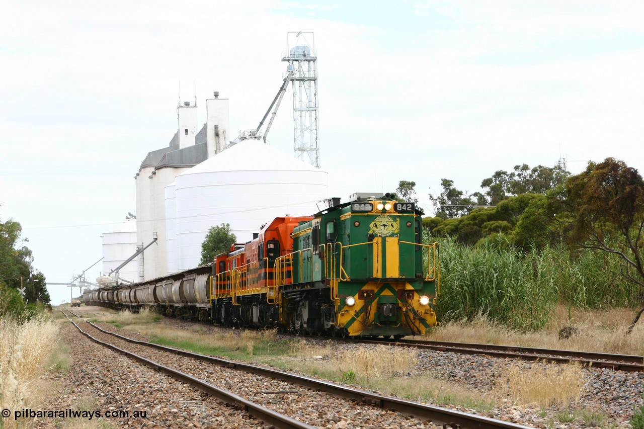 060108 2048
Lock, grain train being loaded by former SAR 830 class unit 842, built by AE Goodwin ALCo model DL531 serial 84140 in 1962, originally on broad gauge, transferred to Eyre Peninsula in October 1987 and, 1204 and sister 851.
Keywords: 830-class;842;84140;AE-Goodwin;ALCo;DL531;