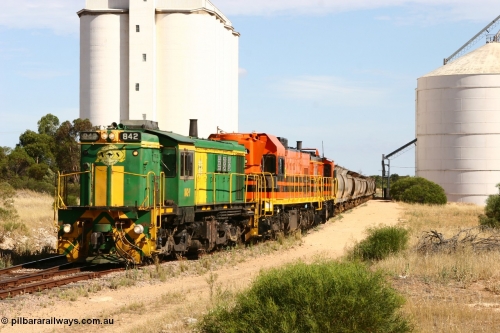 060109 2124
Kyancutta, ASR 830 class unit 842, an AE Goodwin built ALCo DL531 model loco serial 84140 leads EMD unit 1204 due to air-conditioning trouble and sister ALCo 851 as they shunt empty grain waggons on the silo loop. January 9, 2006.
Keywords: 830-class;842;AE-Goodwin;ALCo;DL531;84140;