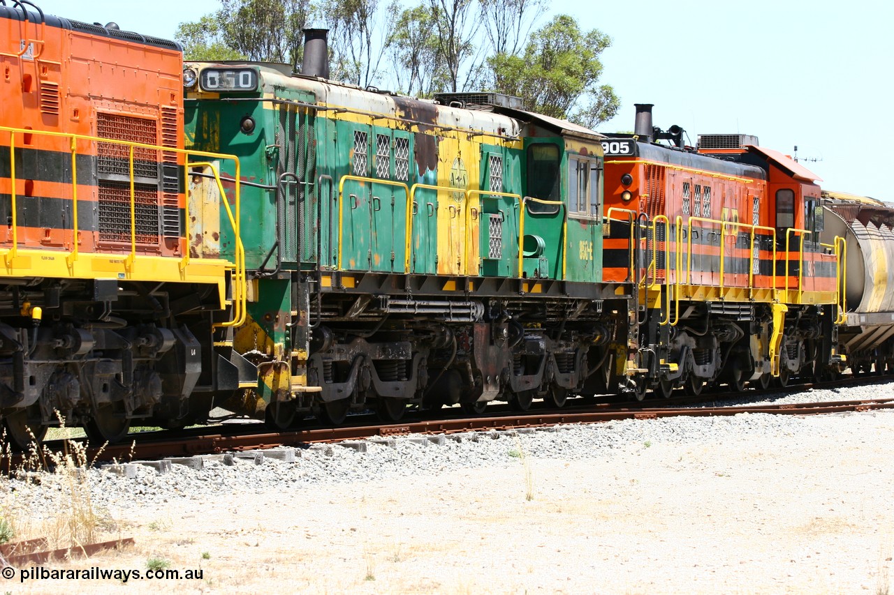 060111 2262
Tooligie, 830 class unit 850 serial 84136 an AE Goodwin built ALCo DL531 model for the SAR and delivered new to Port Lincoln in 1962. 11th January 2006.
Keywords: 830-class;850;84136;AE-Goodwin;ALCo;DL531;