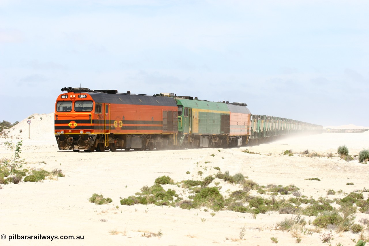 060113 2523
Kevin, empty train 6DD3 is heading onto the south leg and original gypsum loading siding to continue the reversing process. 13th January 2006.
Keywords: 1600-class;1604;Clyde-Engineering-Granville-NSW;EMD;JL22C;71-731;NJ-class;NJ4;