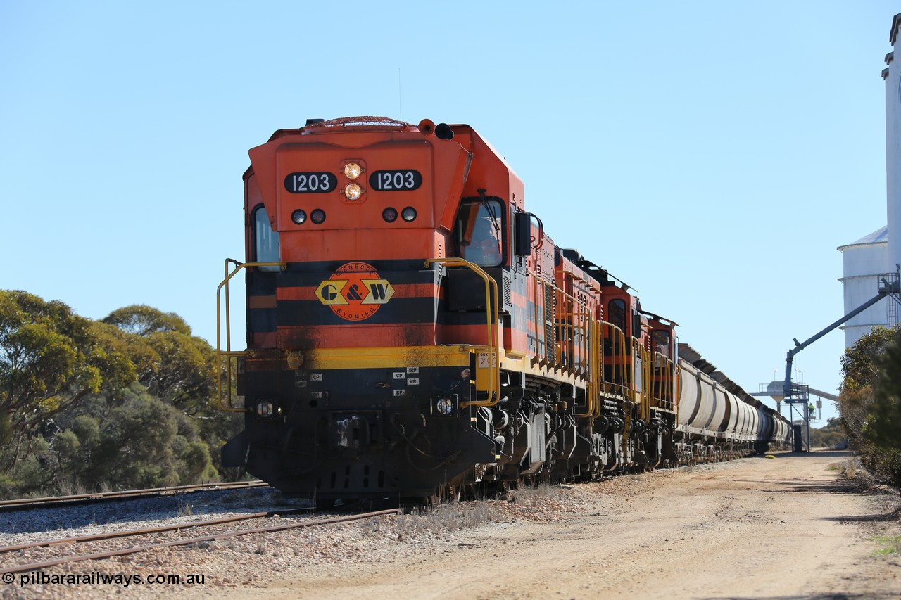 130703 0168
Murdinga, ARG 1200 class unit 1203, a Clyde Engineering EMD model G12C serial 65-427, one of two originally built in 1965 for Western Mining Corporation and operated by the WAGR as their A class A 1513, fitted with dynamic brakes, started working on the Eyre Peninsula in November 2004.
Keywords: 1200-class;1203;Clyde-Engineering-Granville-NSW;EMD;G12C;65-427;A-class;A1513;