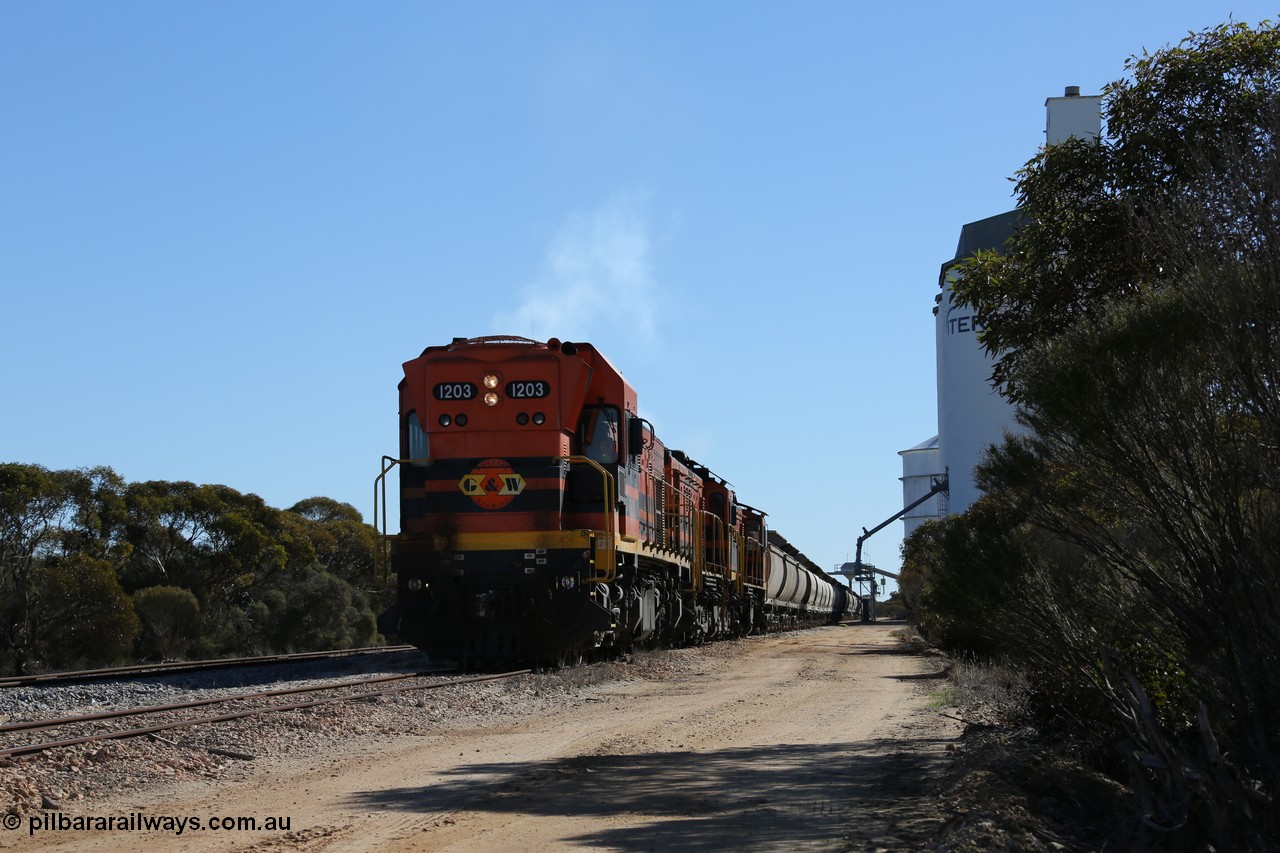 130703 0169
Murdinga, ARG 1200 class unit 1203, a Clyde Engineering EMD model G12C serial 65-427, one of two originally built in 1965 for Western Mining Corporation and operated by the WAGR as their A class A 1513, fitted with dynamic brakes, started working on the Eyre Peninsula in November 2004.
Keywords: 1200-class;1203;Clyde-Engineering-Granville-NSW;EMD;G12C;65-427;A-class;A1513;