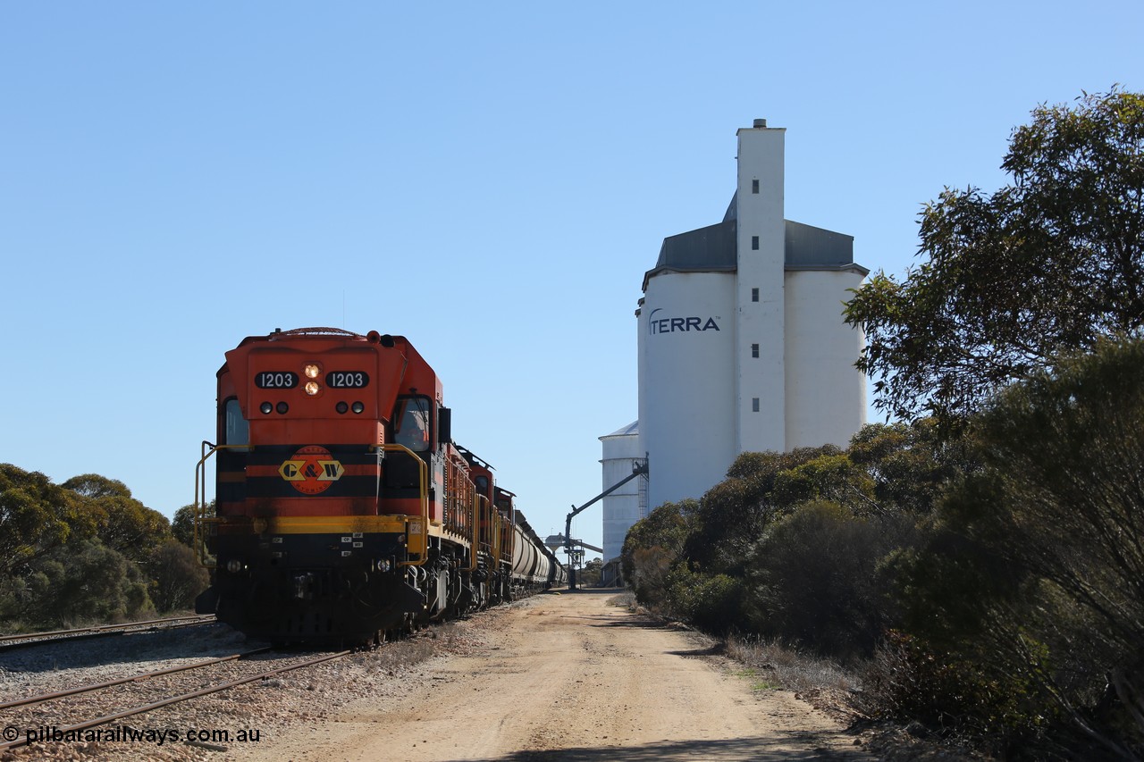 130703 0170
Murdinga, ARG 1200 class unit 1203, a Clyde Engineering EMD model G12C serial 65-427, one of two originally built in 1965 for Western Mining Corporation and operated by the WAGR as their A class A 1513, fitted with dynamic brakes, started working on the Eyre Peninsula in November 2004.
Keywords: 1200-class;1203;Clyde-Engineering-Granville-NSW;EMD;G12C;65-427;A-class;A1513;