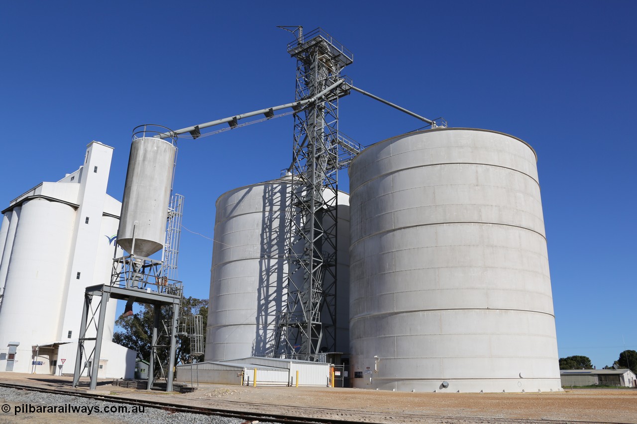 130703 0190
Tooligie, view of Ascom Jumbo silo complex with over rail loading bin with covers over the dual truck unloading grates. 3rd July 2013.
